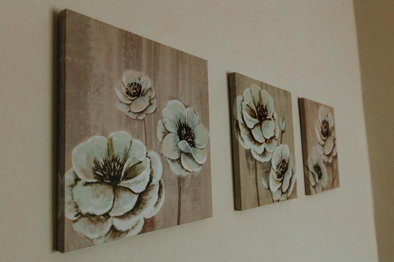 3 Bros Studio คัลกิดา ภายนอก รูปภาพ